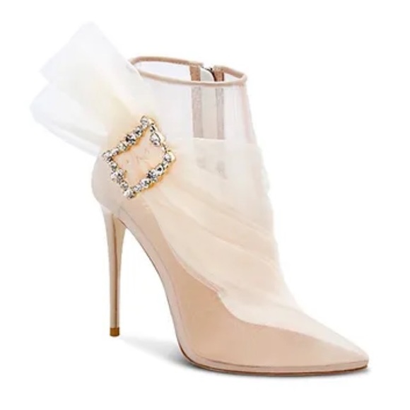 Voyette Shoes - Voyette Latoy Mesh Ankle Booties NWOT